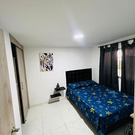Hostal Campo Amor Medellin Bagian luar foto