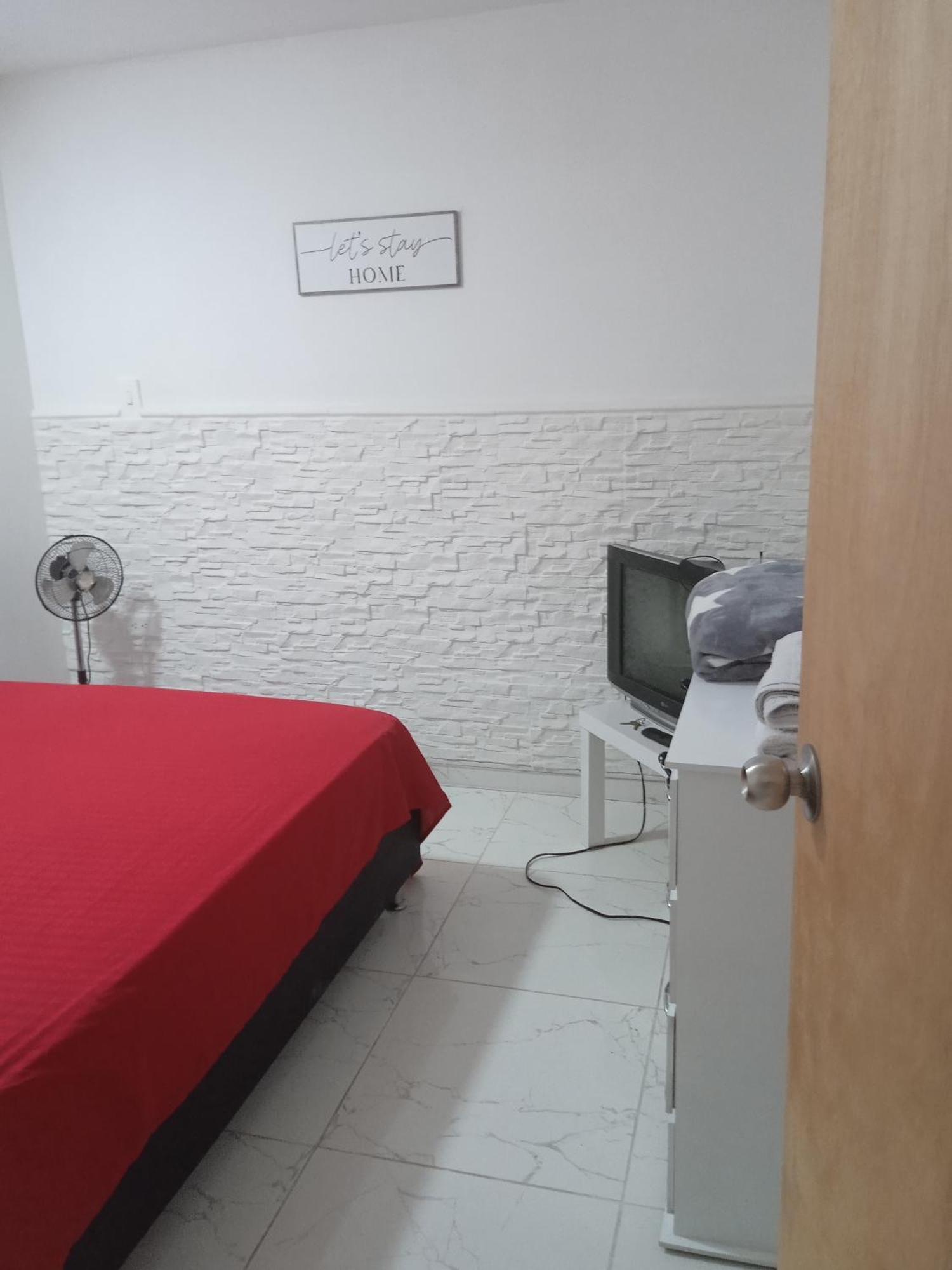 Hostal Campo Amor Medellin Bagian luar foto